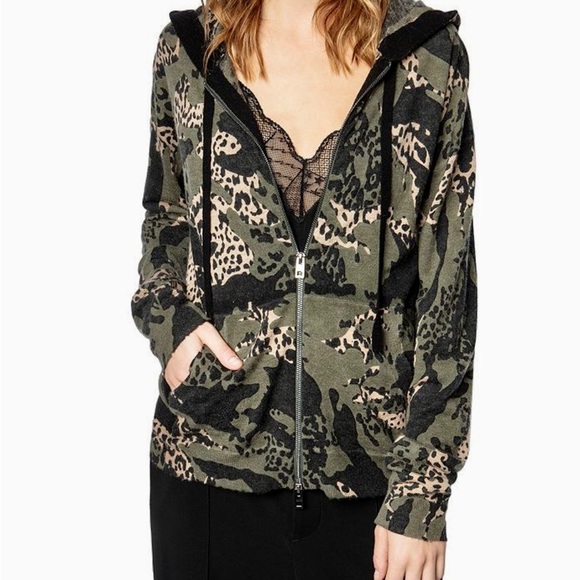 💚Zadig & Voltaire Camo Print CASHMERE Zip Sweater Jacket Hood Small $495
Rare! - Picture 1 of 10